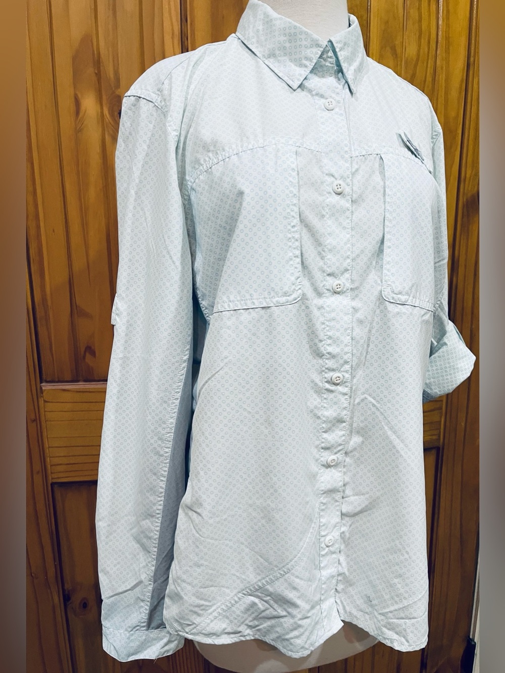 Columbia Light Blue Long-Sleeve Button-Up Shirt